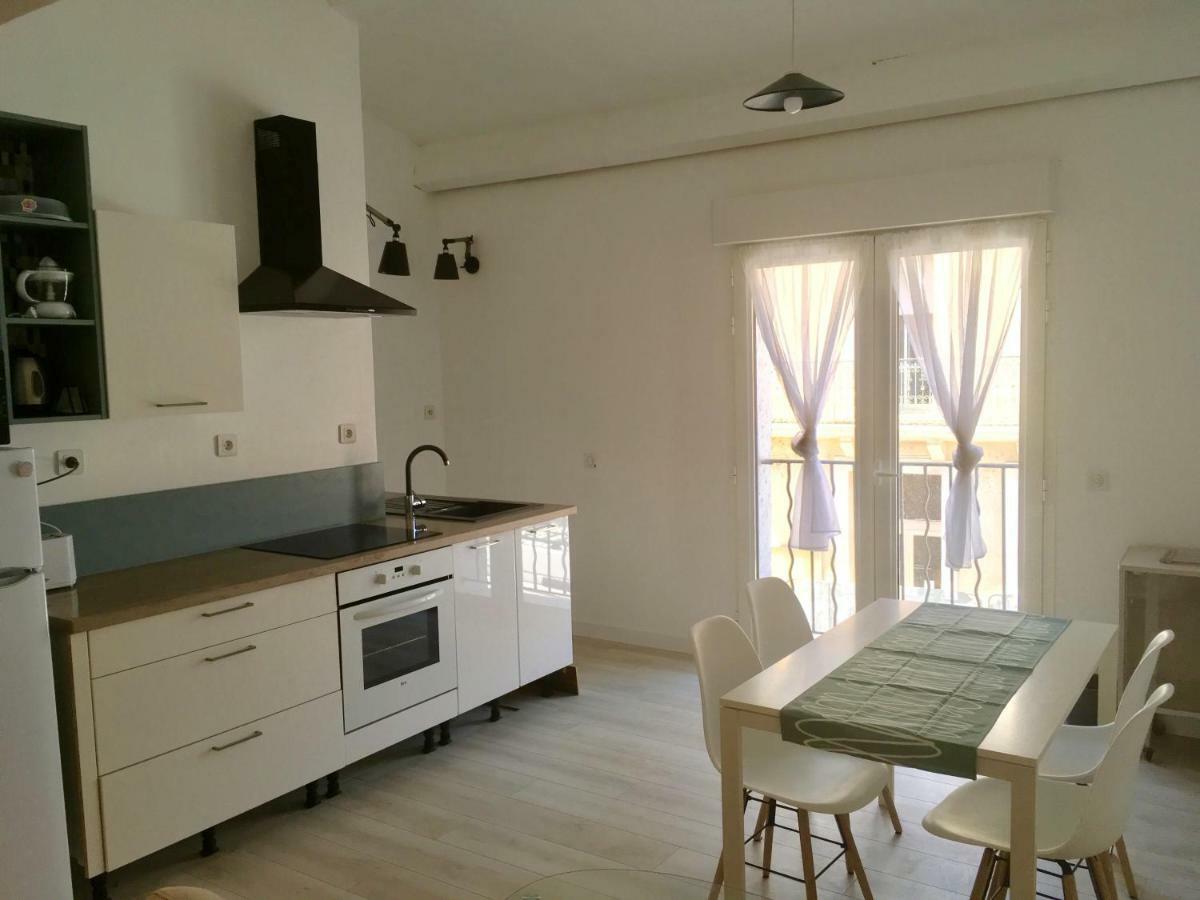 Les Couleurs De Balaruc Les Bains Apartment Luaran gambar